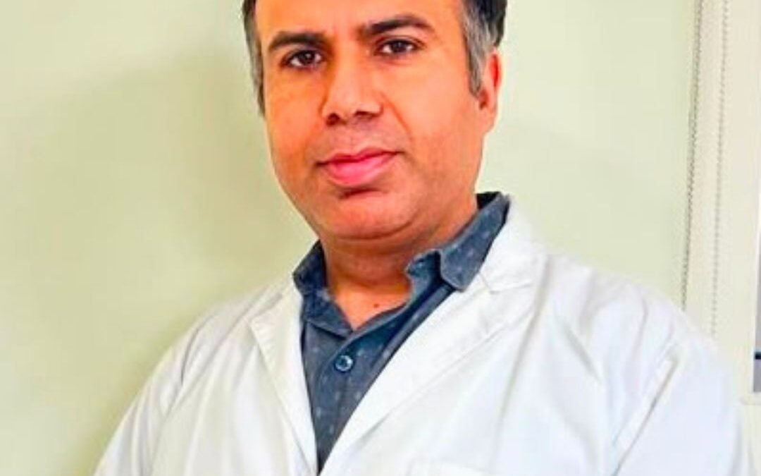 Best Spine Surgeon in Max Vaishali